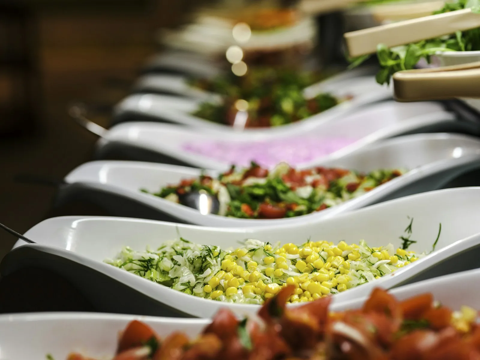 Bunte Buffetauswahl beim Business Catering in Düsseldorf